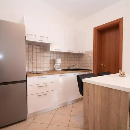 And With Parking Space Baska, Krk - 23309 3*
