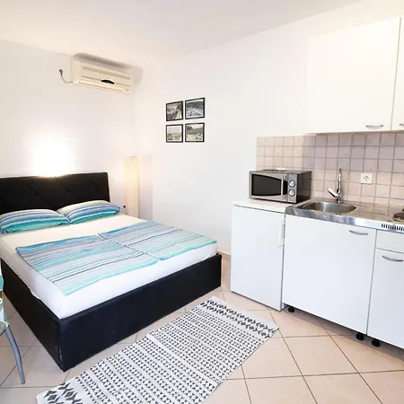 And With Parking Space Baska, Krk - 23309 Baska (Krk)