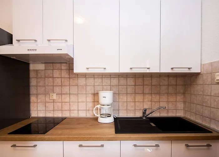 And With Parking Space Baska, Krk - 23309 Guest house